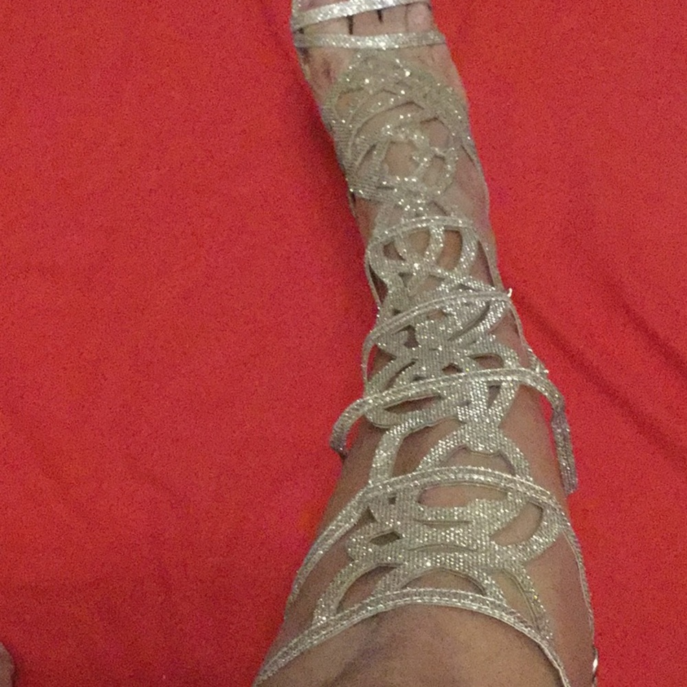Shoes - Picture 2 of 5
